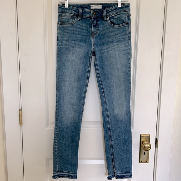 Free People Denim - Free People Split Fray Hem Light Wash Jeans